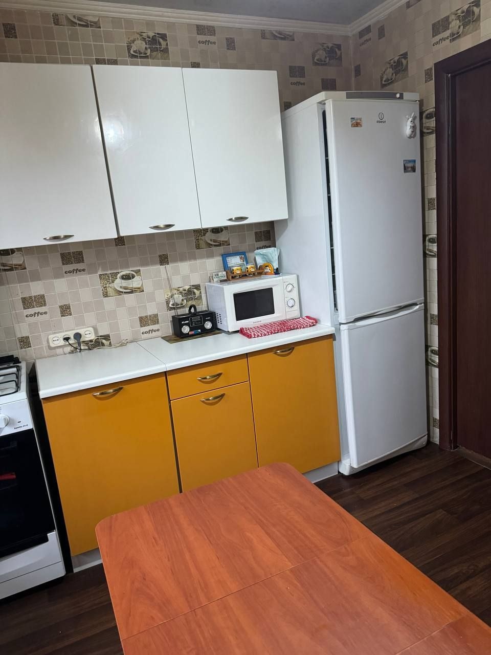 Продам 3-х комн квартиру по ул. Боженко, 105а (р-н мясокомбината), 5/5 эт., 69,8 кв.м.общ.пл., 8,6 кв.м. - кухня. Чешский проект, комнаты изолированные, МП окна, хорошее жилое состояние - заходи и живи. Крыша отремонтирована. Цена 5,2 млн руб. +7959-216-43-31 +7959-505-37-17 Елена...