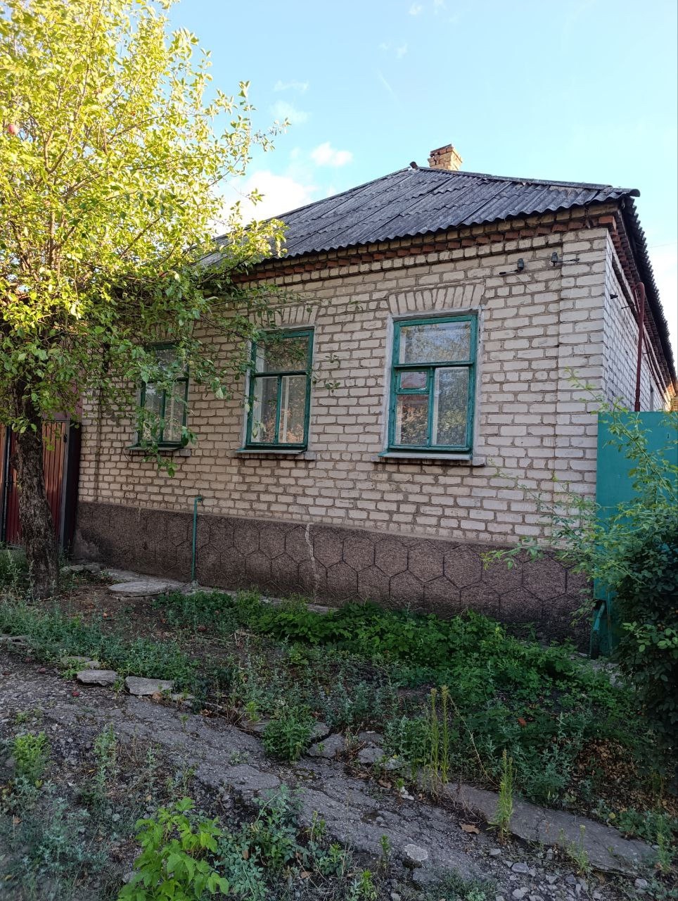 🏡Дом р-н 3-го км
5 300 000р.
Артемовский район
Общая площадь 86 кв. м
Дом на 4 комнаты, кухня 11 кв.м, веранда 9 кв.м. Газовая колонка, котел. Удобст...